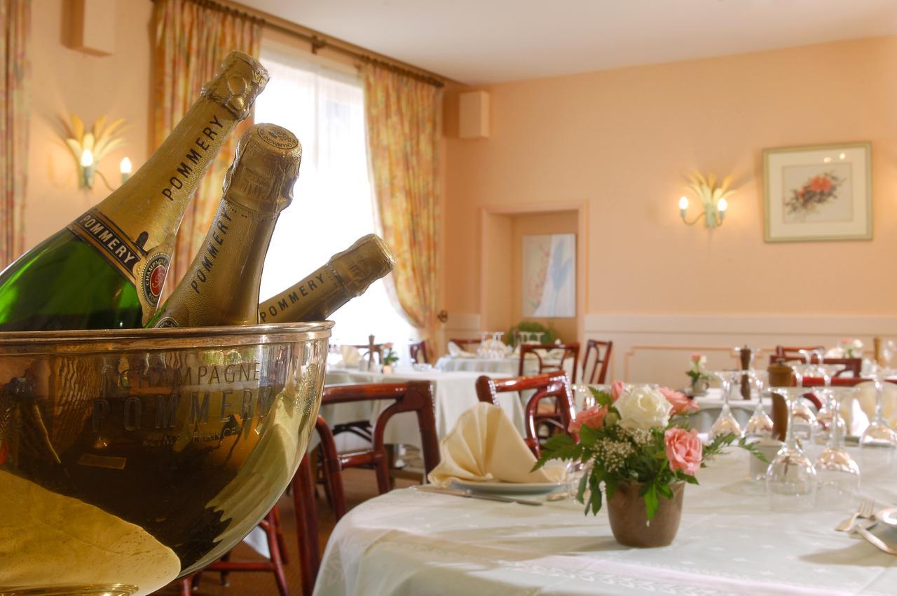 Hotel Restaurant Le Parc Moulins  Exteriér fotografie